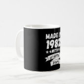 1982 mit Originalteilen hergestellt, Kaffeetasse (Vorderseite Links)