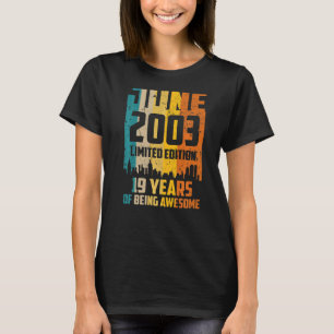 19. Geburtstag 19 Jahre Phantastisch seit Juni 200 T-Shirt