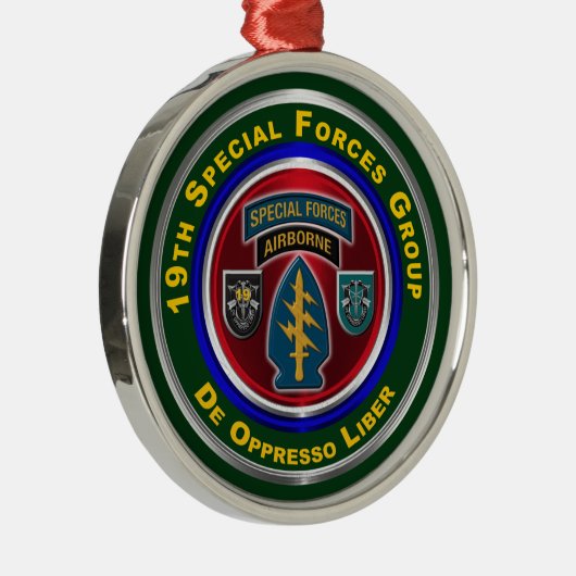 19. Gruppe der Sondereinheiten (Im Flugzeug) Ornament Aus Metall (Rechts)