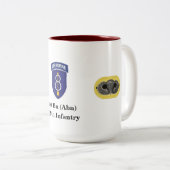 1. 509. Infanterie-Tasse des Bataillon-(Abn) Zweifarbige Tasse (VorderseiteRechts)