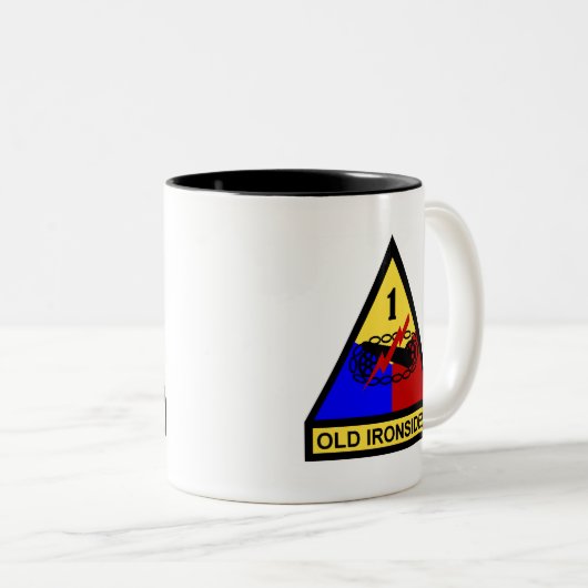 1. ANZEIGE alter Ironsides-Flecken Zweifarbige Tasse (VorderseiteRechts)