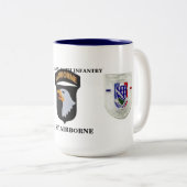 1. BN-506. INFANTERIE-TASSE ZWEIFARBIGE TASSE (VorderseiteRechts)