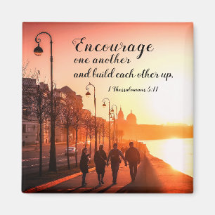 1 Die Thessaloniker 5:11 ermuntern einander zur Bi Magnet