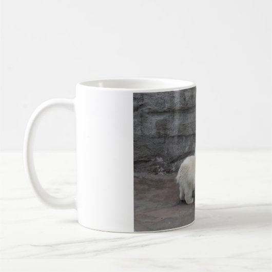 1) Eisbärenjungen Kaffeetasse (Links)