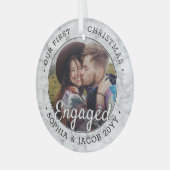 1 Foto Erste Weihnachten Verlobte Imitate Marmorru Ornament Aus Glas (Vorderseite links)