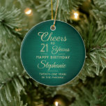1 Foto JEDER Geburtstag Brushed Green and Gold Rou Keramik Ornament<br><div class="desc">Herzlichen Glückwunsch zum Geburtstag! Feiern Sie einen fröhlichen Geburtstag mit einem maßgeschneiderten Foto Grün und goldgelben Keramik Ornament. Alle Formulierungen auf dieser Vorlage (einschließlich "Cheers to 21 Years") sind für einen 21. Geburtstag Set, können aber für jedes Jahr oder jede Art von Veranstaltung einfach personalisiert werden. Das Design besticht durch...</div>