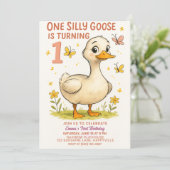 1. Geburtstag Eine Alberne Gans für ein Baby Einladung (Stehend Vorderseite)
