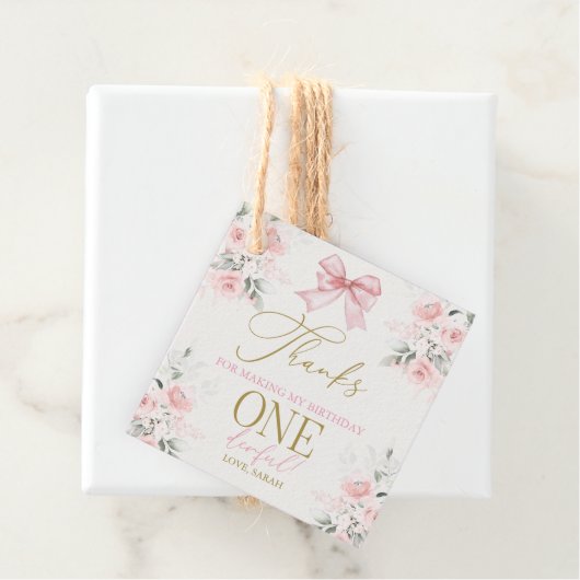 1. Geburtstagsmädchen mit Bogen Geschenkanhänger (Beispiel)