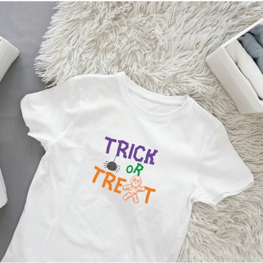1. Halloween Niedlich Trick oder Trete Baby T-shirt