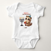 1. Hanukkah Tiny Toes, Major Mazel Baby Strampler (Vorderseite)