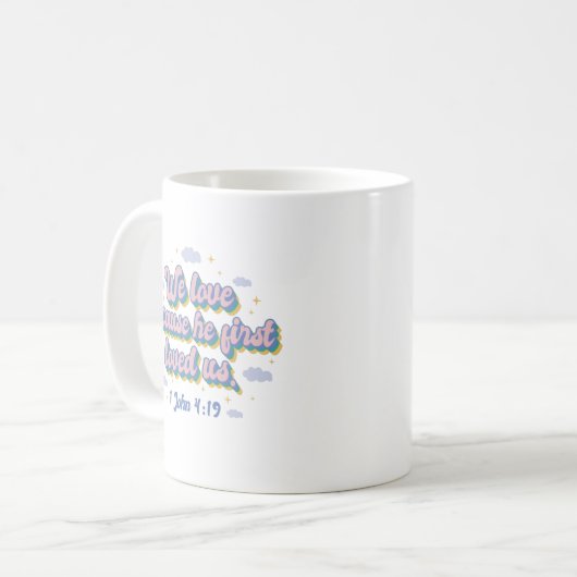 1 John 4:19 Bibelangebot Kaffeetasse (Vorderseite Links)