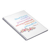 1 John 4:7 Bible Verse Regenbogentext Notizblock (Rechte Seite)