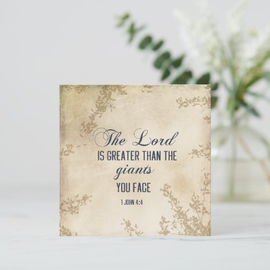 1 John 4 Wer in dir ist, ist eine größere Bibelkar (Stehend Vorderseite)