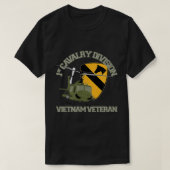1. Kavalry Division Vietnam Veteran UH1 Gunship V T-Shirt (Design vorne)