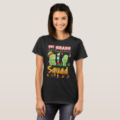1. Klasse Elf Squad Ugly Sweater Christmas First C T-Shirt (Vorne ganz)