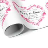 1 Korinther 13:4 Liebe ist Patient rosa Herzen Geschenkpapier (Rolleneckpunkt)