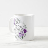 1 Korinther 13:4 Liebe ist Patient Violet Floral Kaffeetasse (Vorderseite Links)
