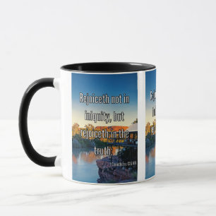 1 Korinther 13:6 Bibelschrift Bild Zwei-Ton Tasse