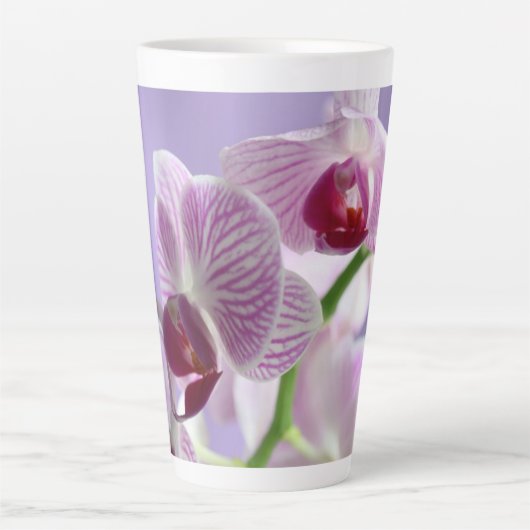 1 Peter 4:8 Orchids Latte Tasse (Vorderseite)