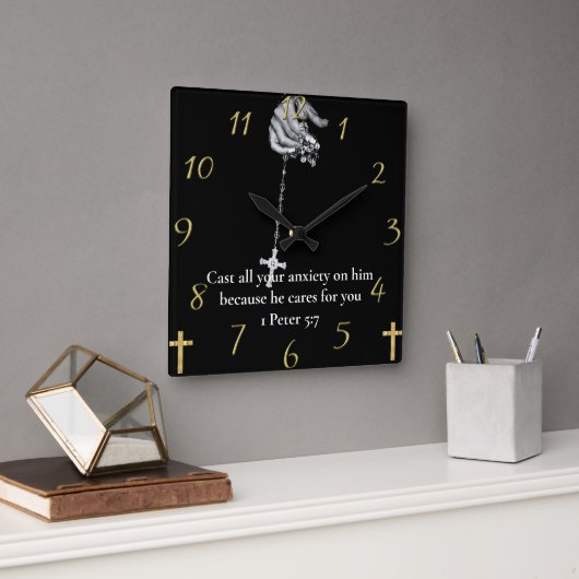 1 Peter 5:7 Händlerkreuz Quadratische Wanduhr (Büro)