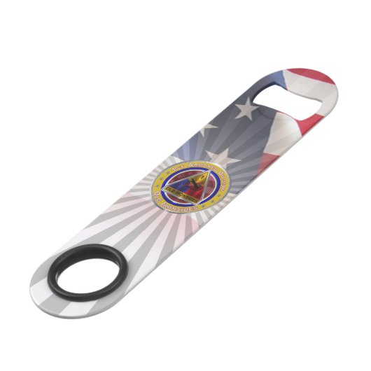 1. Rüstungsbereich Speed Flaschenöffner (Vorderseite Schrägansicht)