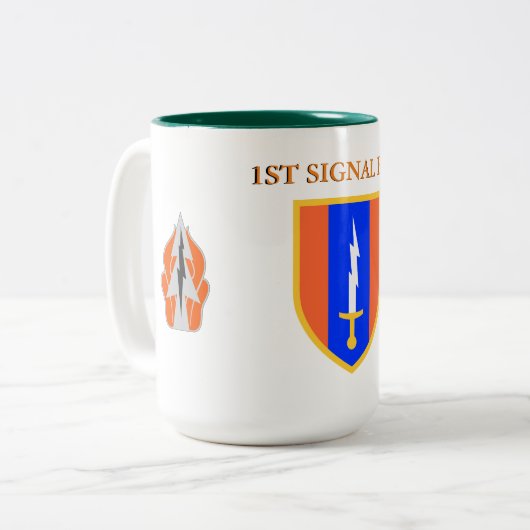 1. SIGNAL BRIGADE ZWEIFARBIGE TASSE (Vorderseite Links)