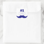1. Vater Blue Mustache - Nummer 1 Quadratischer Aufkleber (Tasche)