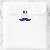 1. Vater Blue Mustache - Nummer 1 Quadratischer Aufkleber (Tasche)