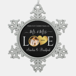 1. Weihnachten als Frau Newlyweds Holiday Schneeflocken Zinn-Ornament