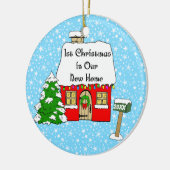 1. Weihnachten in unserem neuen Zuhause Keramikornament (Links)
