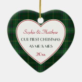 1. Weihnachten Verheiratetes Grünes Kariertes Gesc Keramikornament (Hinten)