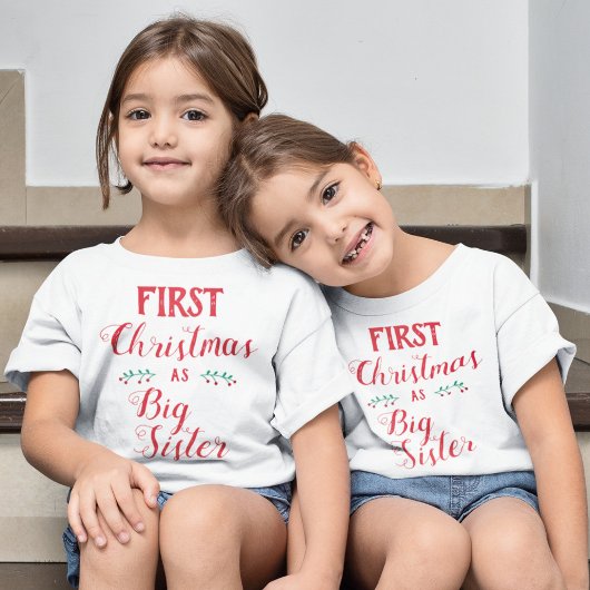 1. Weihnachtsfamilie, die roten Text in Einklang b T-Shirt