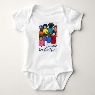 1 Welt, 1 Familien-Baby-Shirt Baby Strampler