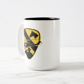 1st Cavalry Division / AIR CAV Zweifarbige Tasse (Vorderseite Links)