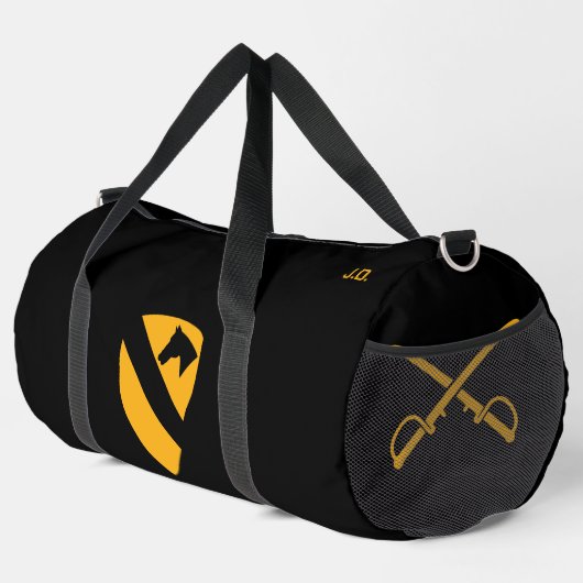 1st Cavalry Division Veteran Tribute Black Duffle Bag (Rechte Ecke)