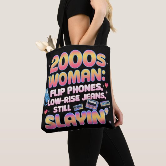 2000er Jahre Frauenästhetik - Y2K Vibes & Retro Sa Tasche (Von Nahem)