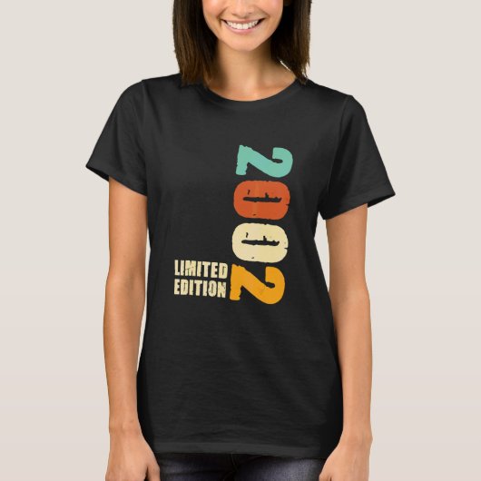 2002 2002 Geboren Geburtstag 2002 T-Shirt (Vorderseite)