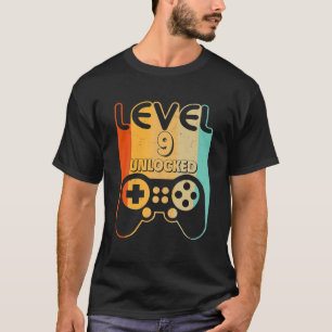 2013. Geburtstagsgeschenke Stufe 2013 Unverriegelt T-Shirt