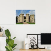 20152 Gatehouse and Closet Tower Raglan Castle Pol Poster (Heimbüro)
