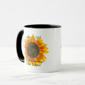 2017 Solar Eclipse Moon und Sonnenblume Tasse (Vorderseite Links)