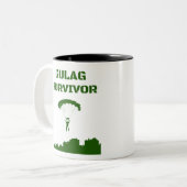 20200604-Warzone_Survuvor_002(1) Zweifarbige Tasse (Vorderseite Links)