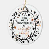 2020 Desaster Jahr, aber wir kauften ein Haus Weih Keramik Ornament (Links)