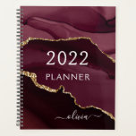 2022 Burgund Lila Gold Agate Geode Script Planer<br><div class="desc">2022 Burgundy Lila und Gold Agate Geode Monogramm Fügen Sie Ihren eigenen Skriptnamen 2022 Kalender Hochzeitsplaner. Das macht den perfekten 16 Geburtstag,  Hochzeit,  Brautparty,  Jubiläum,  Babydusche oder Junggeselinnen-Abschied Geschenk für jemanden,  der Lieben glamourösen Luxus und schicke Stile.</div>