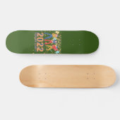 2022 HIER WIR KOMMEN lustige Silvester Party Gesch Skateboard (Horizontal)