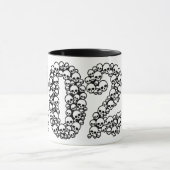 2022 in Skulls Tasse (Zentrum)