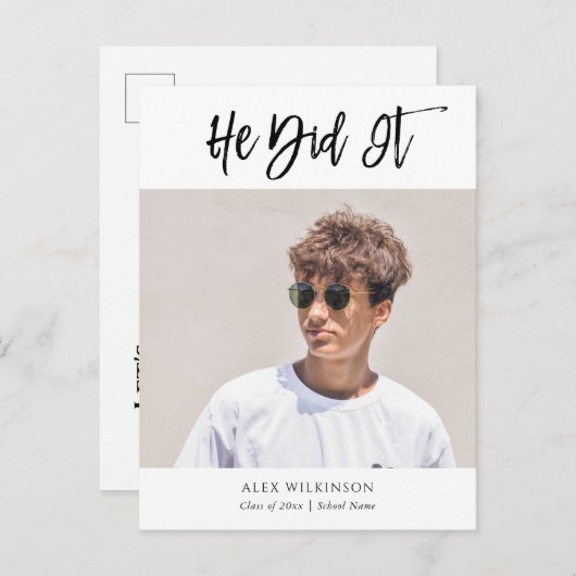 2022 machte er es moderne Kalligraphie Foto Abschl Einladungspostkarte (Vorne/Hinten)