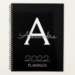 2022 Silver Black Monogram Elegant Planer<br><div class="desc">2022 Silver Black Monogram Name and Initial Spiral Notebook Planner. Das macht den perfekten 16 Geburtstag,  Hochzeit,  Brautparty,  Jubiläum,  Babydusche oder Junggeselinnen-Abschied Geschenk für jemanden,  der Lieben glamourösen Luxus und schicke Stile.</div>