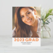 2023 Abschluss Foto Ankündigung (Stehend Vorderseite)