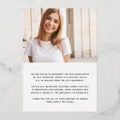 2023 Absolvent | Modernes mehrschichtiges Layout Folieneinladung (Rückseite)