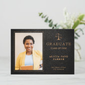 2023 Jura School Abschluss Black Gold Foto Ankündigung (Stehend Vorderseite)